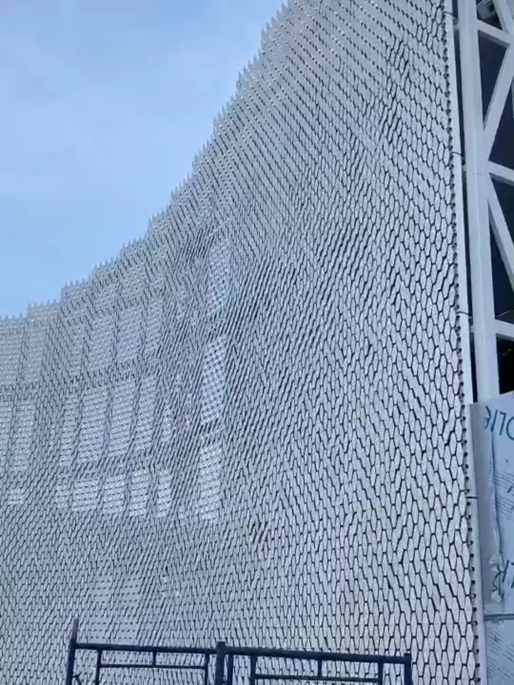 SO Bangkok Hotel kinetic facade project video