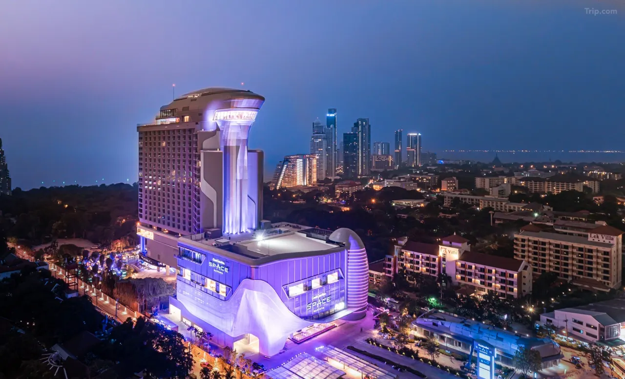 Grande Centre Point Space Pattaya kinetic facade project media