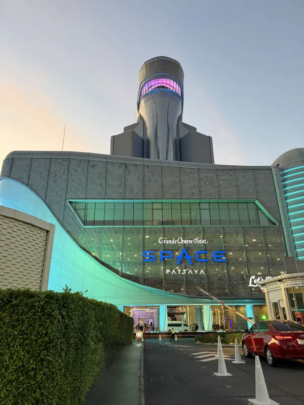 Grande Centre Point Space Pattaya kinetic facade project media